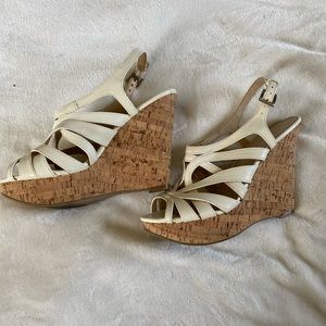 White Wedges